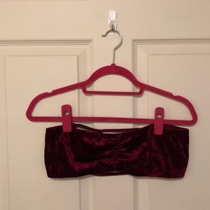 Silky strapless bralette